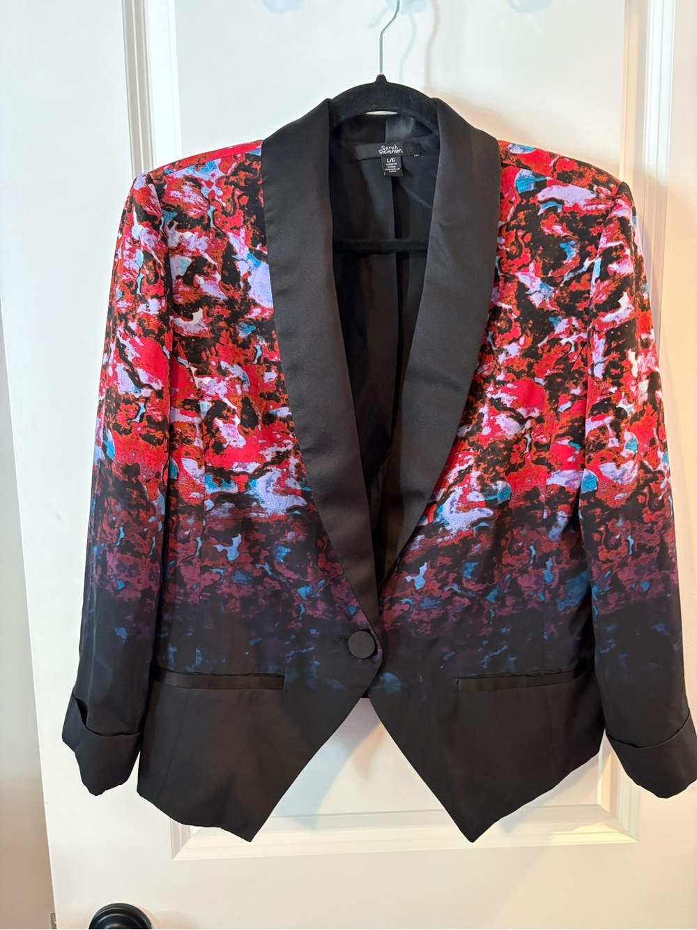 Sarah Stevenson Floral Print Red & Blue Women's Blazer with Black Satin Lapel